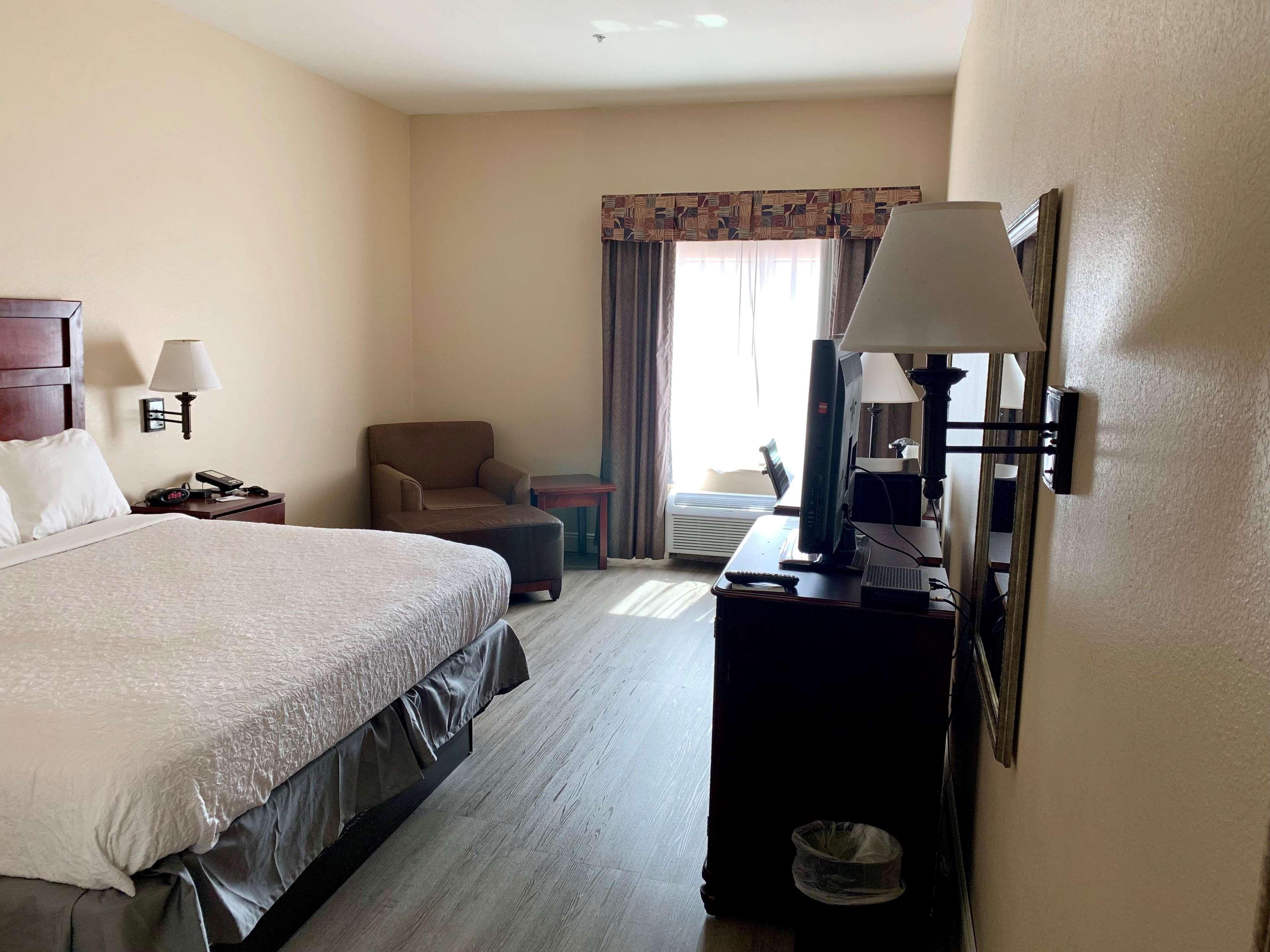 Country Inn & Suites By Radisson, Midway - Tallahassee West מראה חיצוני תמונה