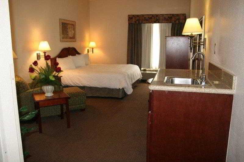 Country Inn & Suites By Radisson, Midway - Tallahassee West מראה חיצוני תמונה
