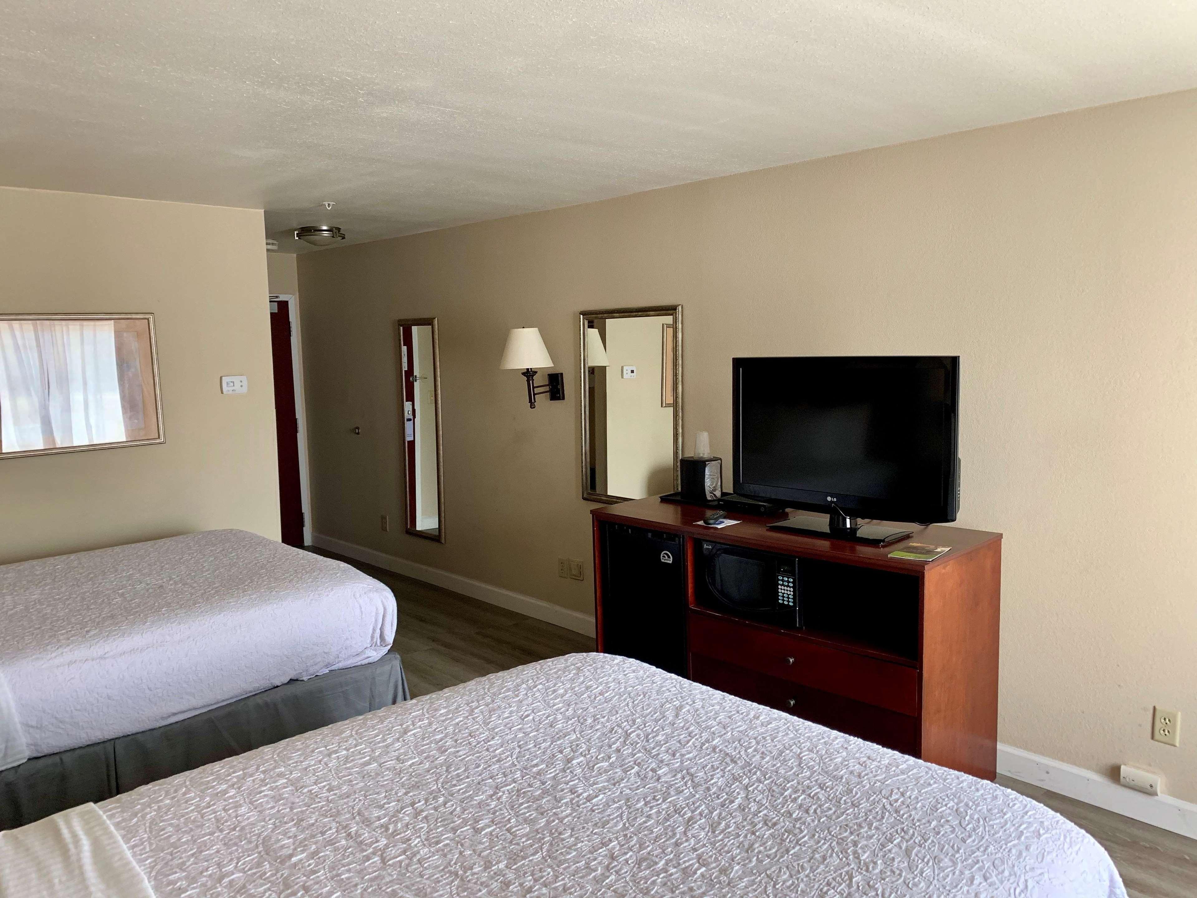Country Inn & Suites By Radisson, Midway - Tallahassee West מראה חיצוני תמונה