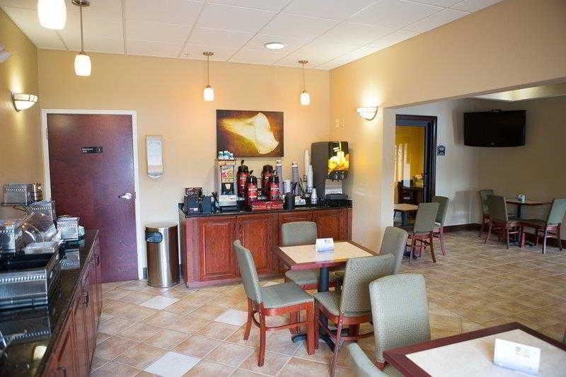 Country Inn & Suites By Radisson, Midway - Tallahassee West מראה חיצוני תמונה