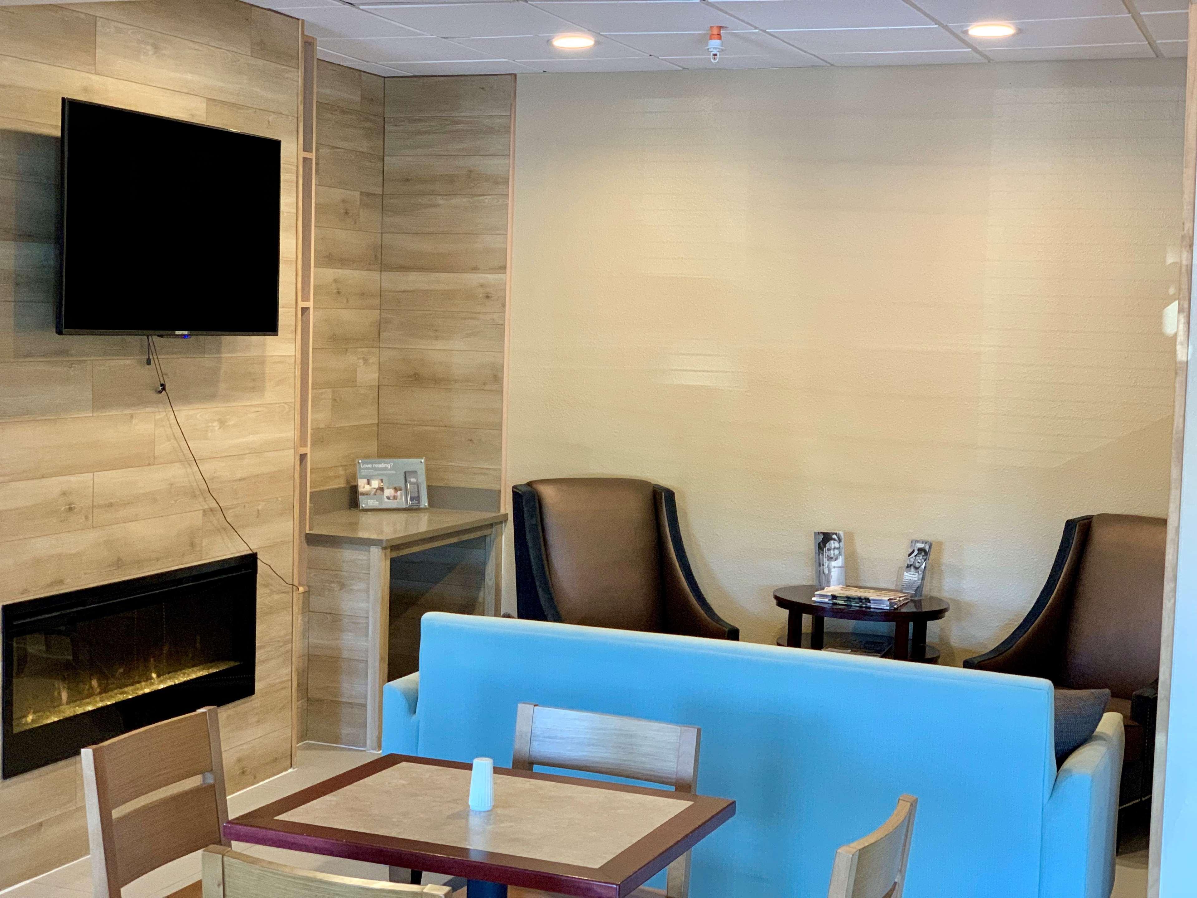 Country Inn & Suites By Radisson, Midway - Tallahassee West מראה חיצוני תמונה